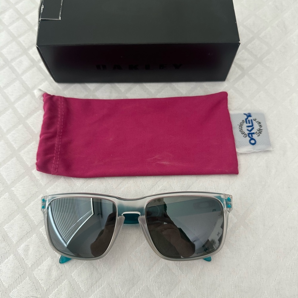 Oakley Holbrook Sunglasses-Model OO9102-H655-Transparent/Teal Arms /Prizm Lenses